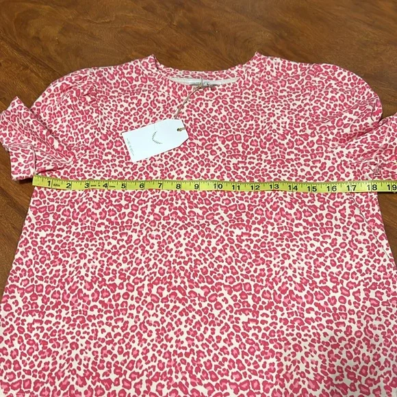 Free the Roses pink Cheetah Print Top NWOT - Picture 5 of 7